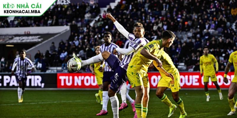 Soi kèo châu Âu trận Nantes vs Toulouse (22:15 27/04)