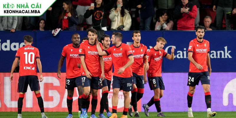 Osasuna có lợi thế sân nhà và phong độ ổn định