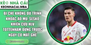 Bị chê không đủ trình khoác áo MU