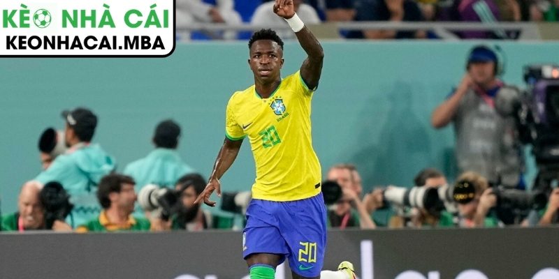 Hiệp một: Brazil áp đảo, Vinicius tạo khác biệt