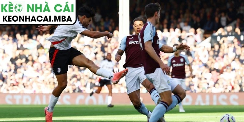 Thế trận khó đoán, cơ hội chia đều