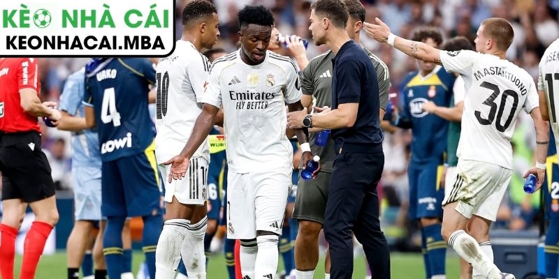 Nội bộ Real rạn nứt, căng thẳng leo thang